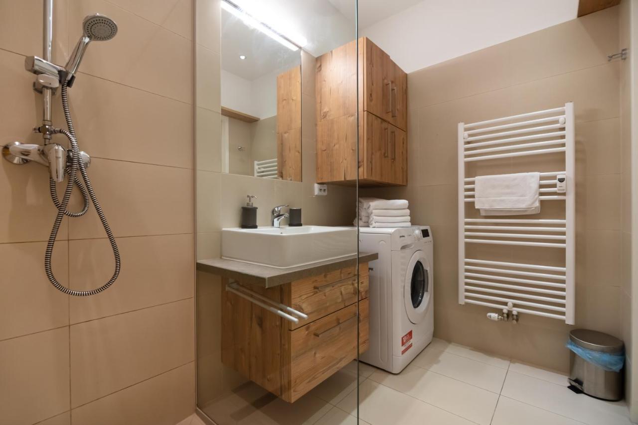Absolute Ruhelage Im Zentrum Mit Parkplatz Apartamento Viena Exterior foto