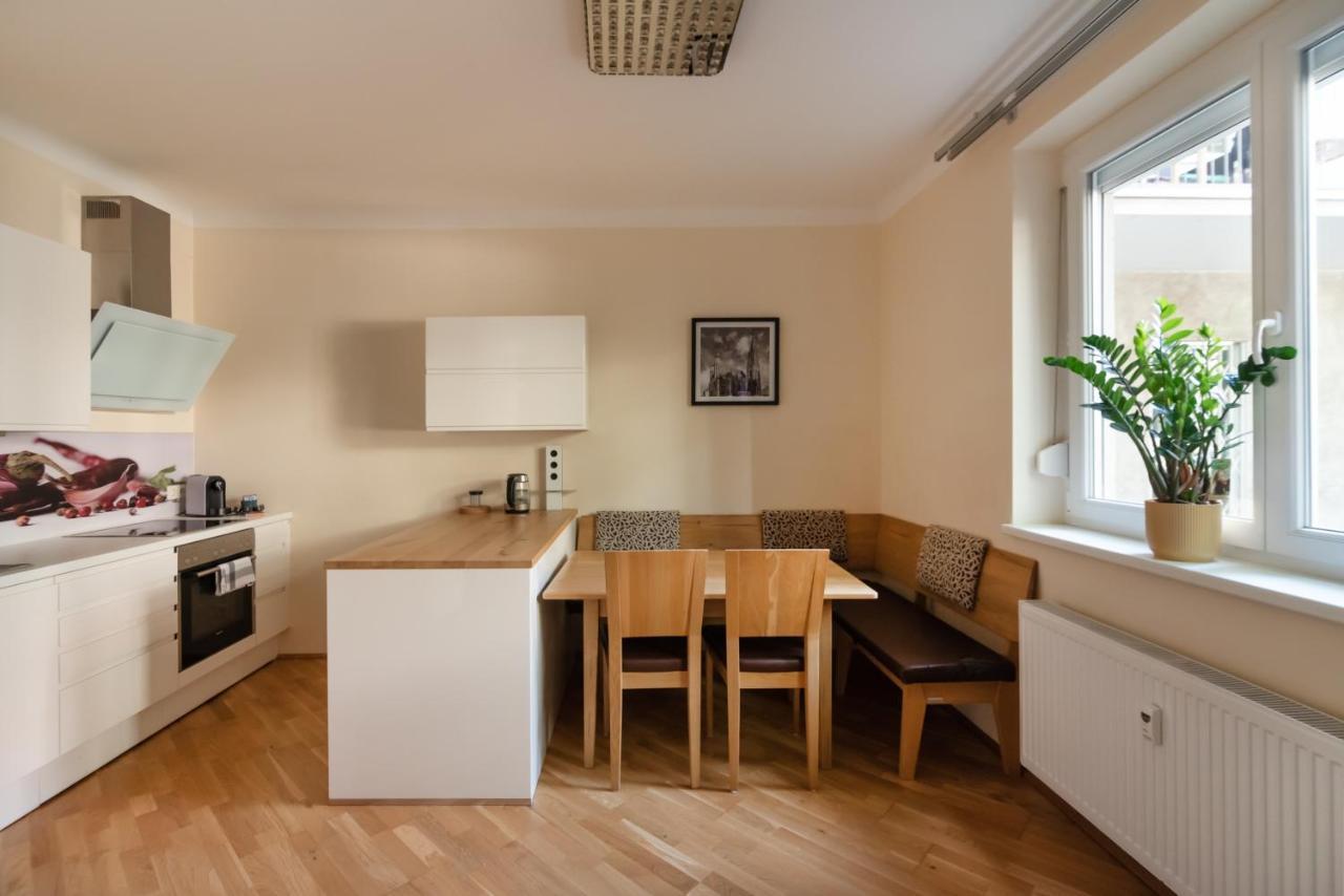 Absolute Ruhelage Im Zentrum Mit Parkplatz Apartamento Viena Exterior foto