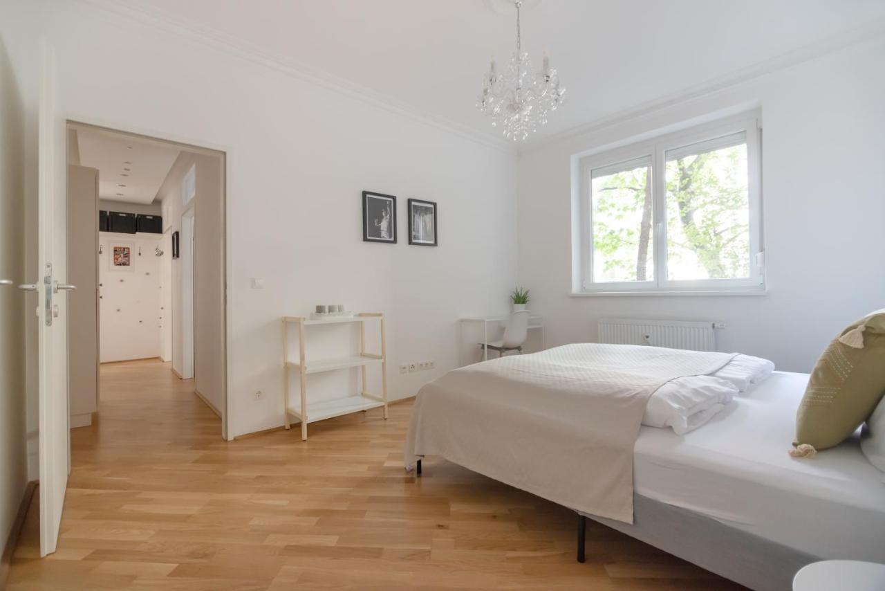 Absolute Ruhelage Im Zentrum Mit Parkplatz Apartamento Viena Exterior foto
